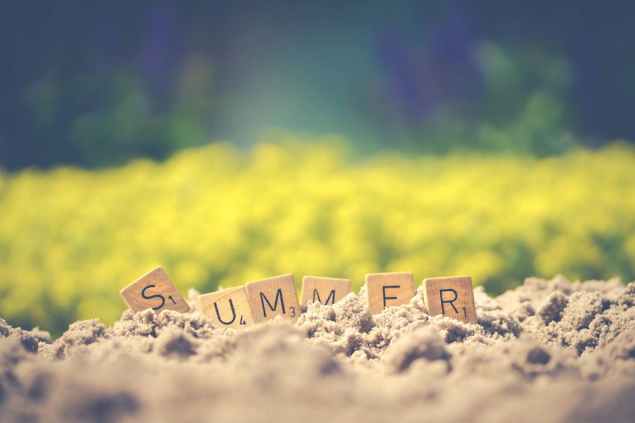 lettres scrabble mot SUMMER